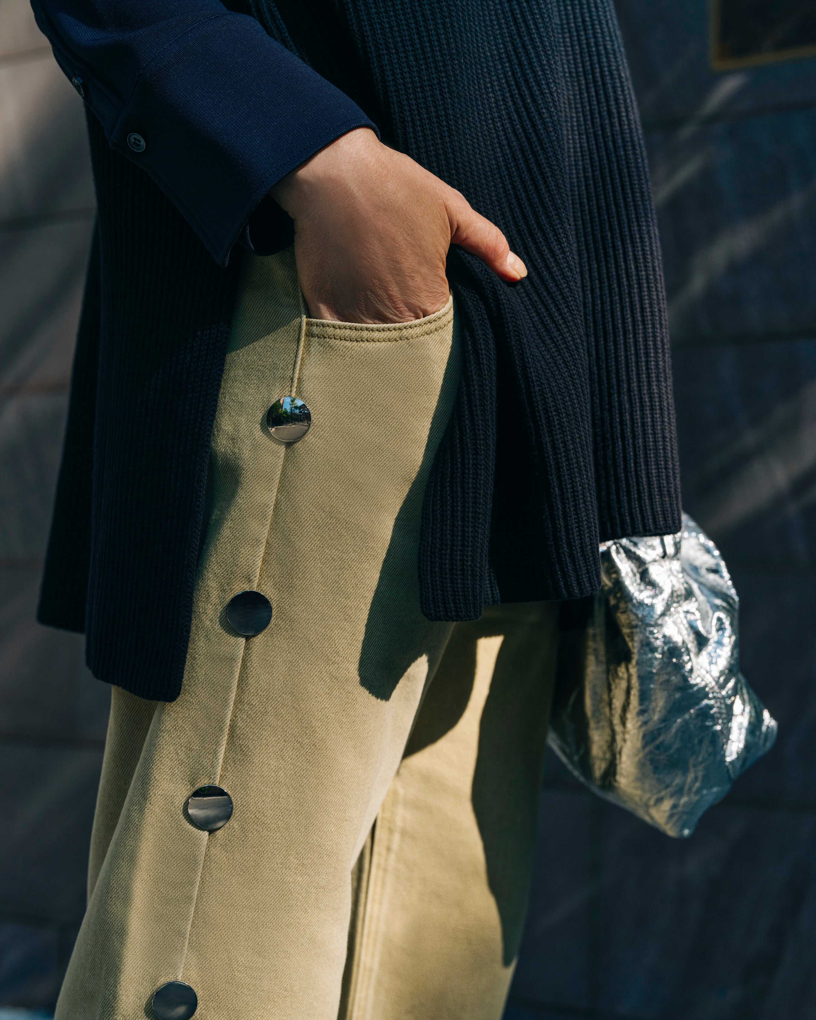 【Yoyocha25 】STUDS DETAIL DENIM PANTS Jack David Premium Denim Jeans with Rhinestone Studs, Dark