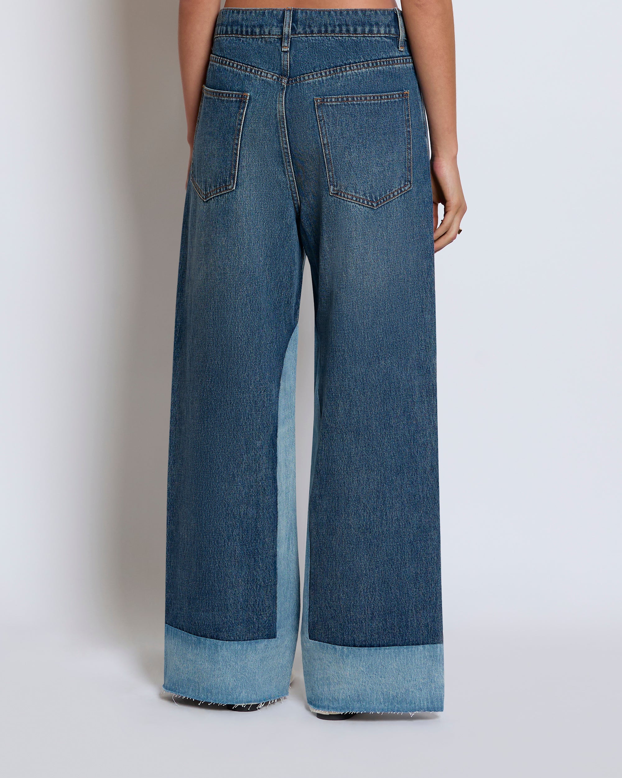 ROUCHA | Duccio Jean On Jean